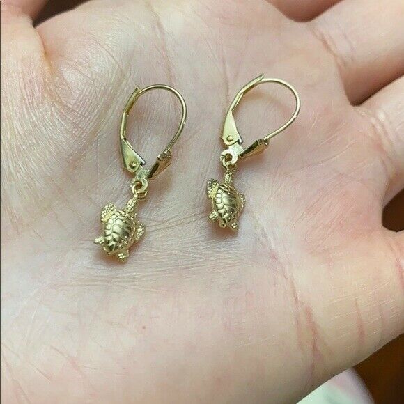 14K Yellow Gold Detailed Sea Turtle Leverback Earring Set