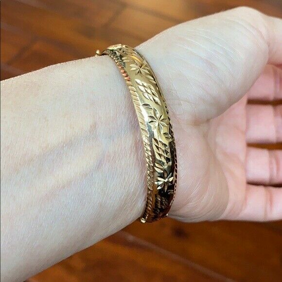 14K Real Yellow Gold Diamond-cut Bangle Bracelet 53 mm width 10 mm