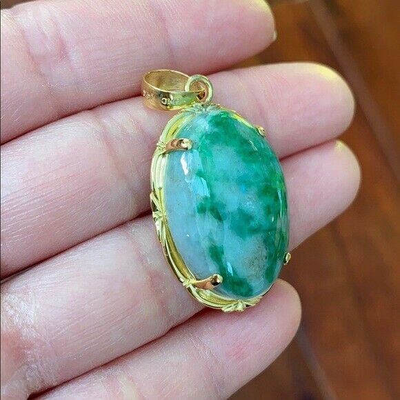 14K Solid Fine Real Yellow Gold Oval Green Natural Jadeite Jade Pendant