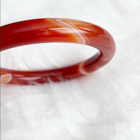 NEW Orange Red White Agate Bangle Inner Diameter 58 mm - Round Shape