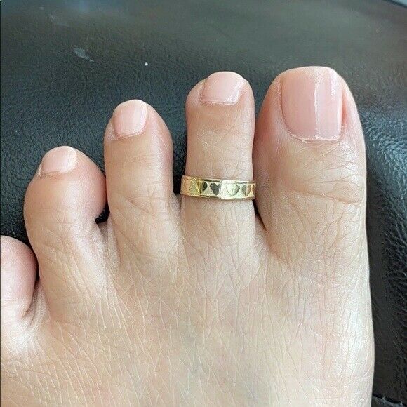 Heart Design Toe Ring 10K or 14K Solid Yellow or White Gold Adjustable