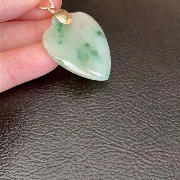 18K Solid Real Yellow Gold Genuine Natural Jadeite Heart Jade Pendant