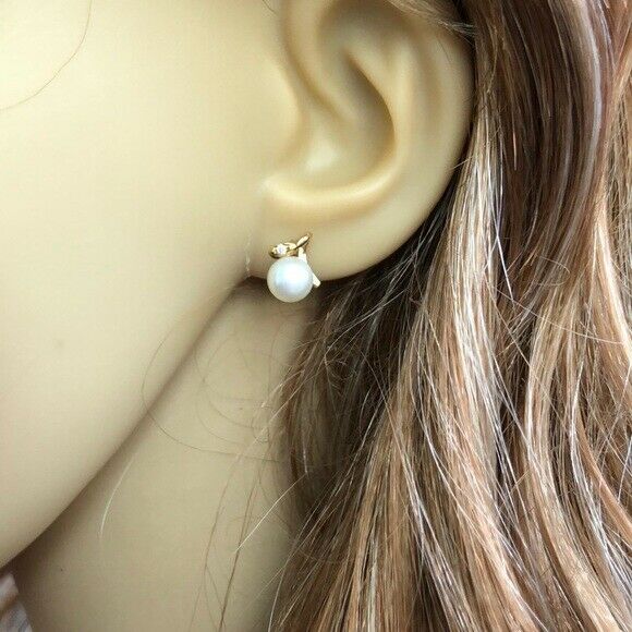 Small 14K Solid Yellow Gold FreshWater White Pearl Screw Back Earrings