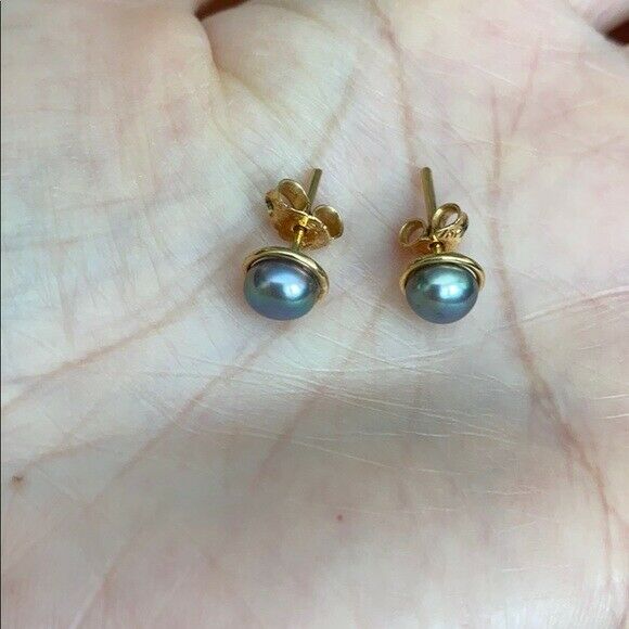 14K Solid Yellow Gold Dark Gray Pearl Stud Earrings - Minimalist
