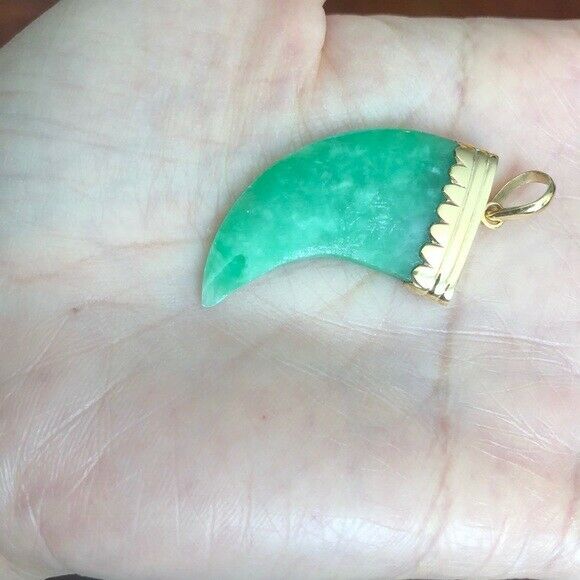 14K Solid Gold Green Jade Tiger Tooth Shape Pendant /Charm Flat Cuban Necklace