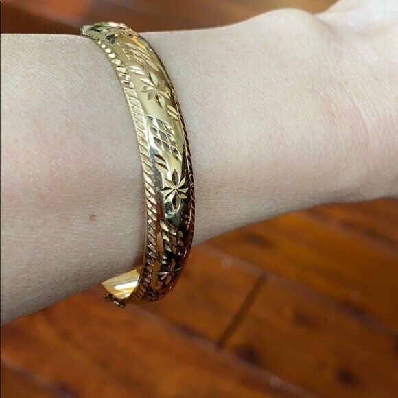 14K Real Yellow Gold Diamond-cut Bangle Bracelet 53 mm width 10 mm