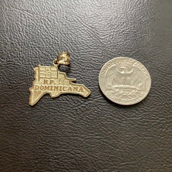 Solid 10k Yellow Gold Dominican Republic R.P Dominicana Pendant Necklace