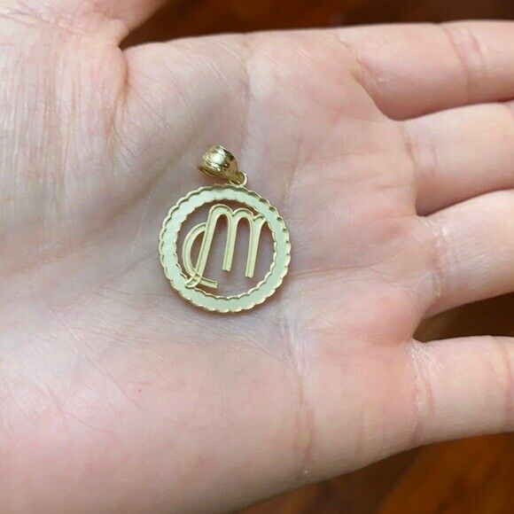 14K Solid Gold Virgo Zodiac Sign in Circle Rope Pendant Necklace
