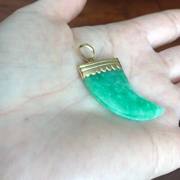 14K Solid Gold Green Jade Tiger Tooth Shape Pendant /Charm Flat Cuban Necklace