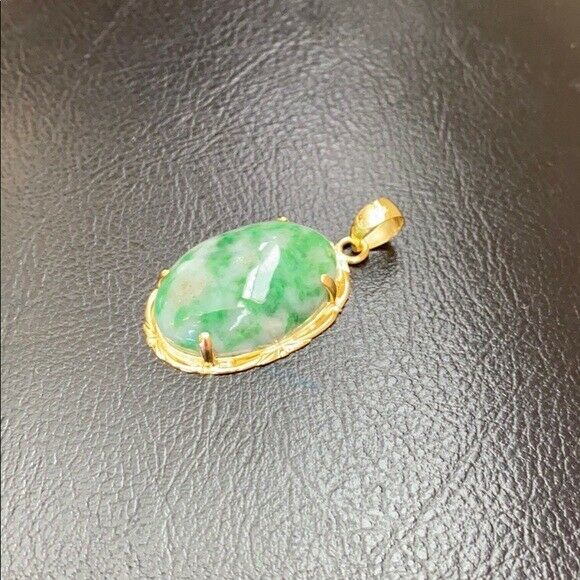 14K Solid Fine Real Yellow Gold Oval Green Natural Jadeite Jade Pendant