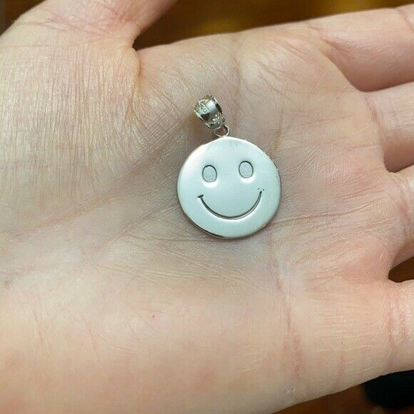 925 Sterling Silver Smiley Face Disc Charm Pendant Necklace
