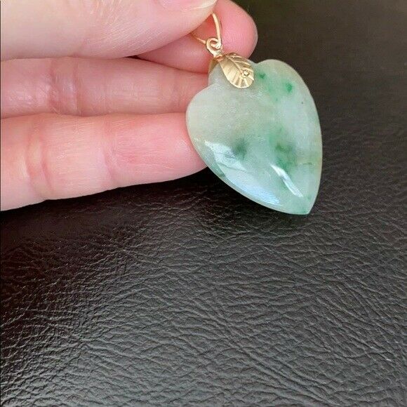 18K Solid Real Yellow Gold Genuine Natural Jadeite Heart Jade Pendant