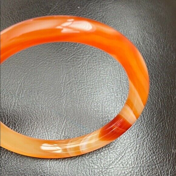 NEW Orange Red White Agate Bangle Inner Diameter 59 mm - Round Shape