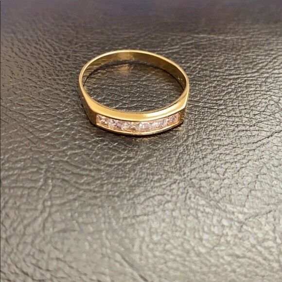 14K Solid Yellow Gold Stackable CZ Ring Size 8.75