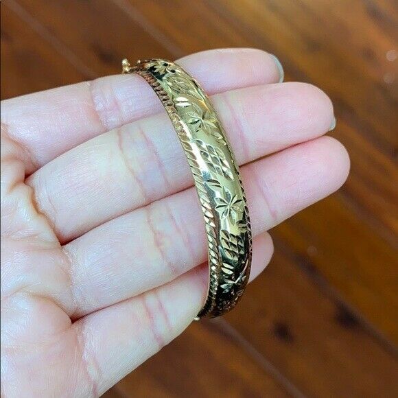 14K Real Yellow Gold Diamond-cut Bangle Bracelet 53 mm width 10 mm