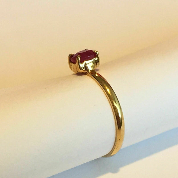 14K Solid Yellow Gold Mini Red Ruby Women Ring Minimalist Size 5.5