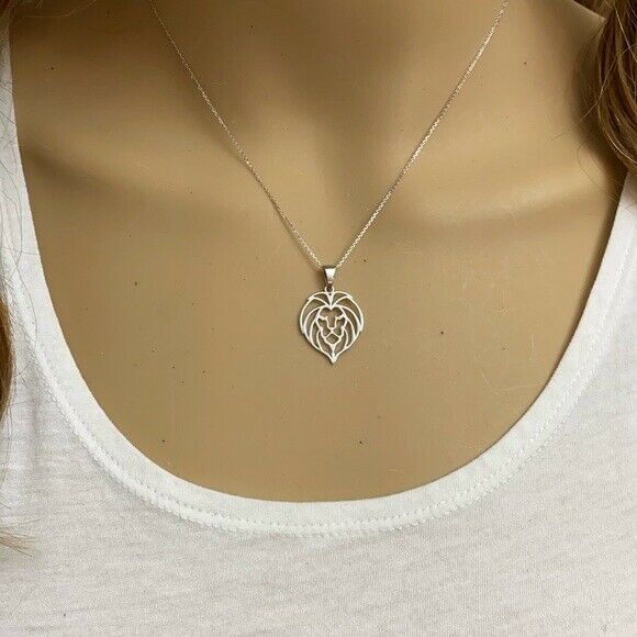 10K Solid Fine White Gold Lion Head Cut Out Pendant Necklace