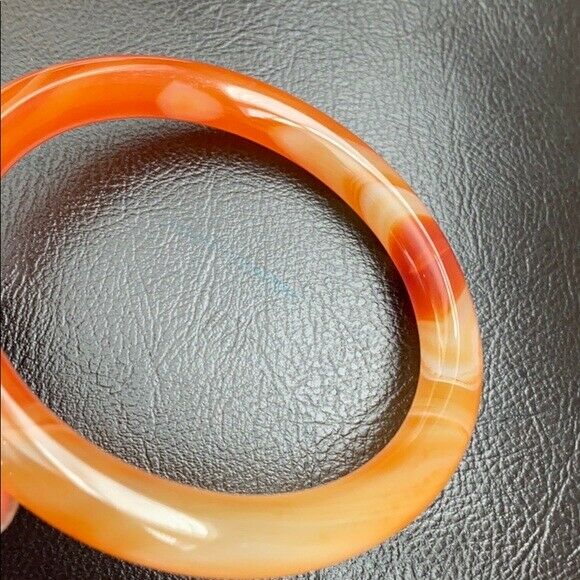 NEW Orange Red White Agate Bangle Inner Diameter 59 mm - Round Shape