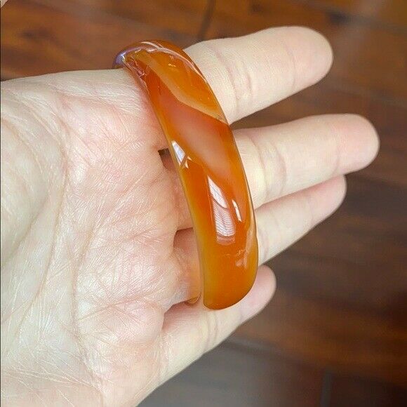 Natural Orange Red White Agate Bangle Inner Diameter 52 mm - D Shape Kid Size