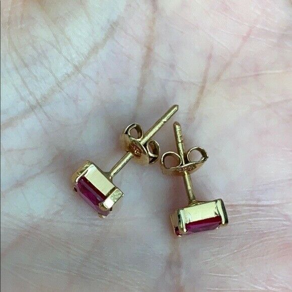 14K Solid Gold Square Shape Red CZ Stud Earrings - Minimalist