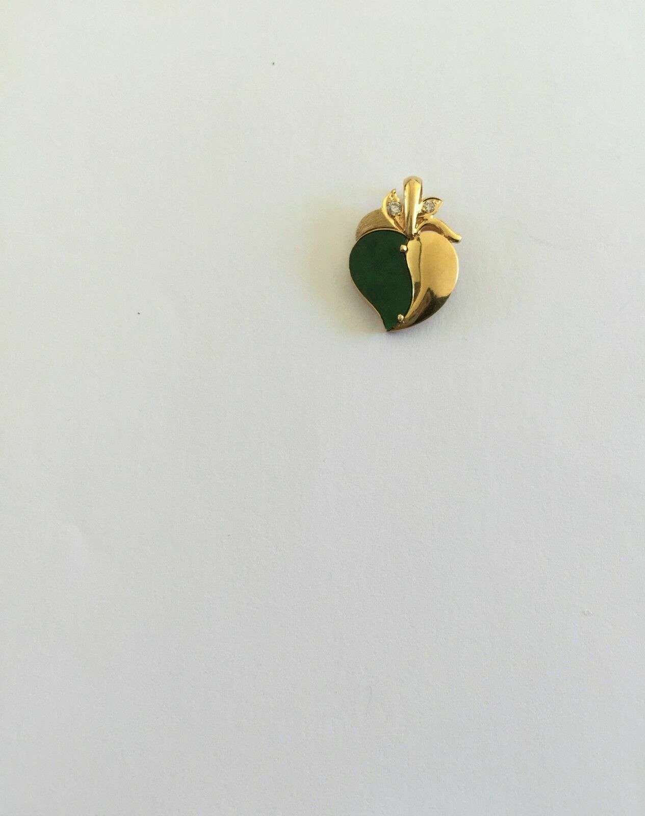 Small 14K Yellow Gold Heart Green Jade Pendant