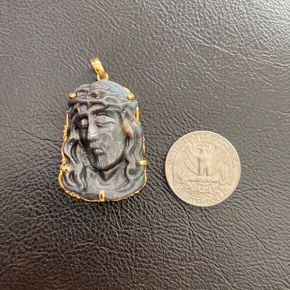 14K Real Solid Gold Natural Sapphire Carving Jesus Christ Head Face Pendant