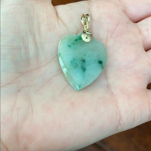 18K Solid Real Yellow Gold Genuine Natural Jadeite Heart Jade Pendant