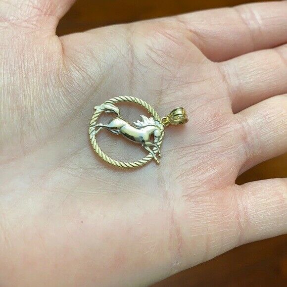 10K Solid Yellow Gold Stallion Horse Rope Pendant Necklace