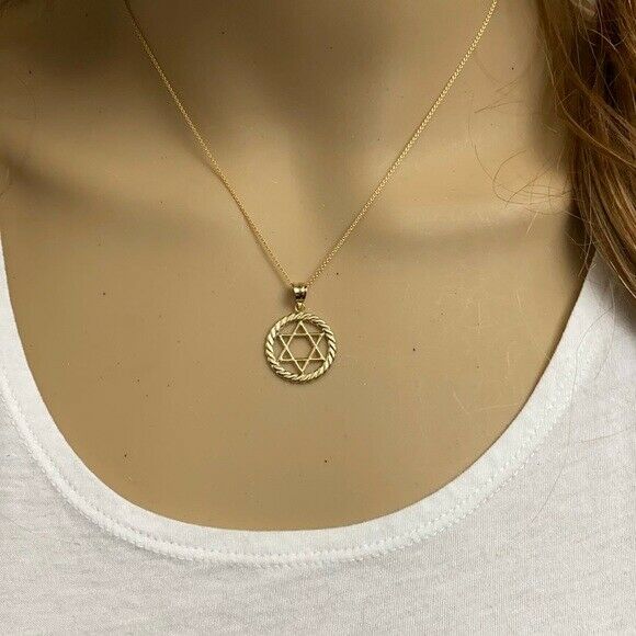 10k Solid Yellow Gold Jewish Star of David in Circle Rope Pendant Necklace