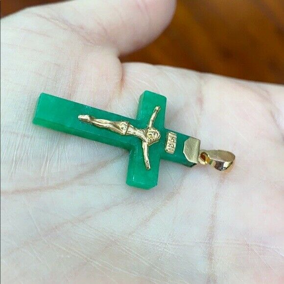 Real Yellow Gold Jesus Crucifix Green Jade Cross Religious Pendant - PP21