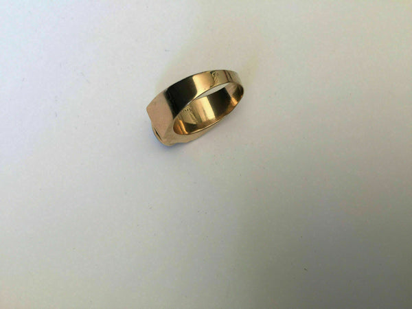 14K Solid Yellow Gold blue kid ring size 6