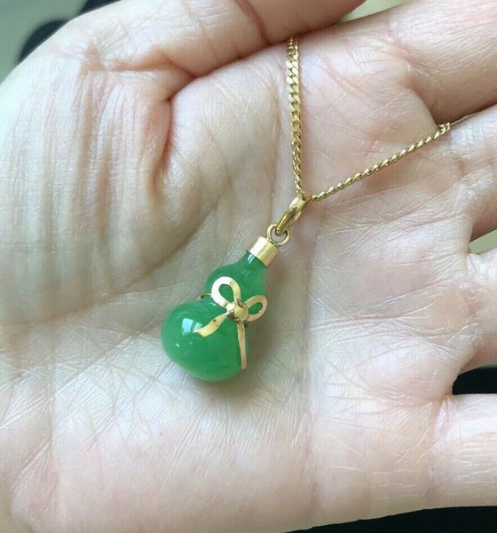 NWOT 18K Gold Bottle Gourd Green Jade Bow Pendant - ES33