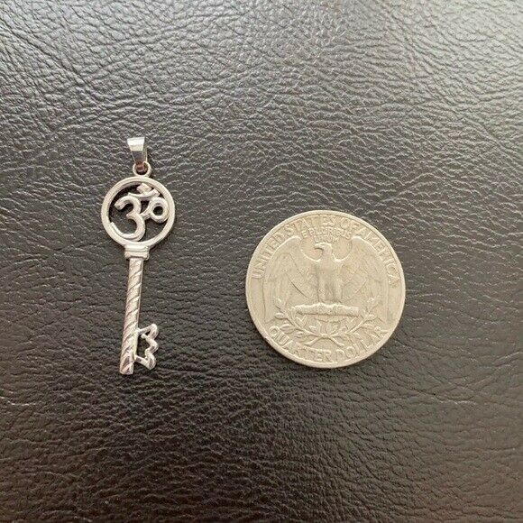 14k Solid Yellow Gold Om/Ohm Key Crown Pendant Necklace Yoga and Meditation