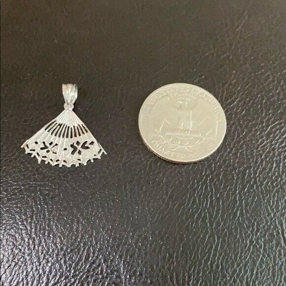 14k Yellow Gold Cut Out Japanese Handheld Folding Hand Fan Pendant Necklace