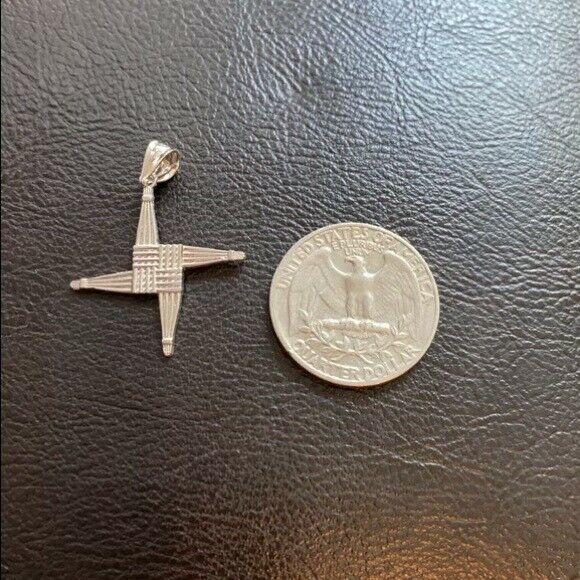 10k Solid Yellow Gold Irish St. Brigid's Christian Wall Cross Pendant Necklace