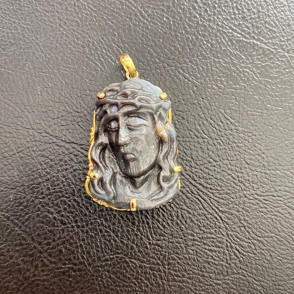 14K Real Solid Gold Natural Sapphire Carving Jesus Christ Head Face Pendant